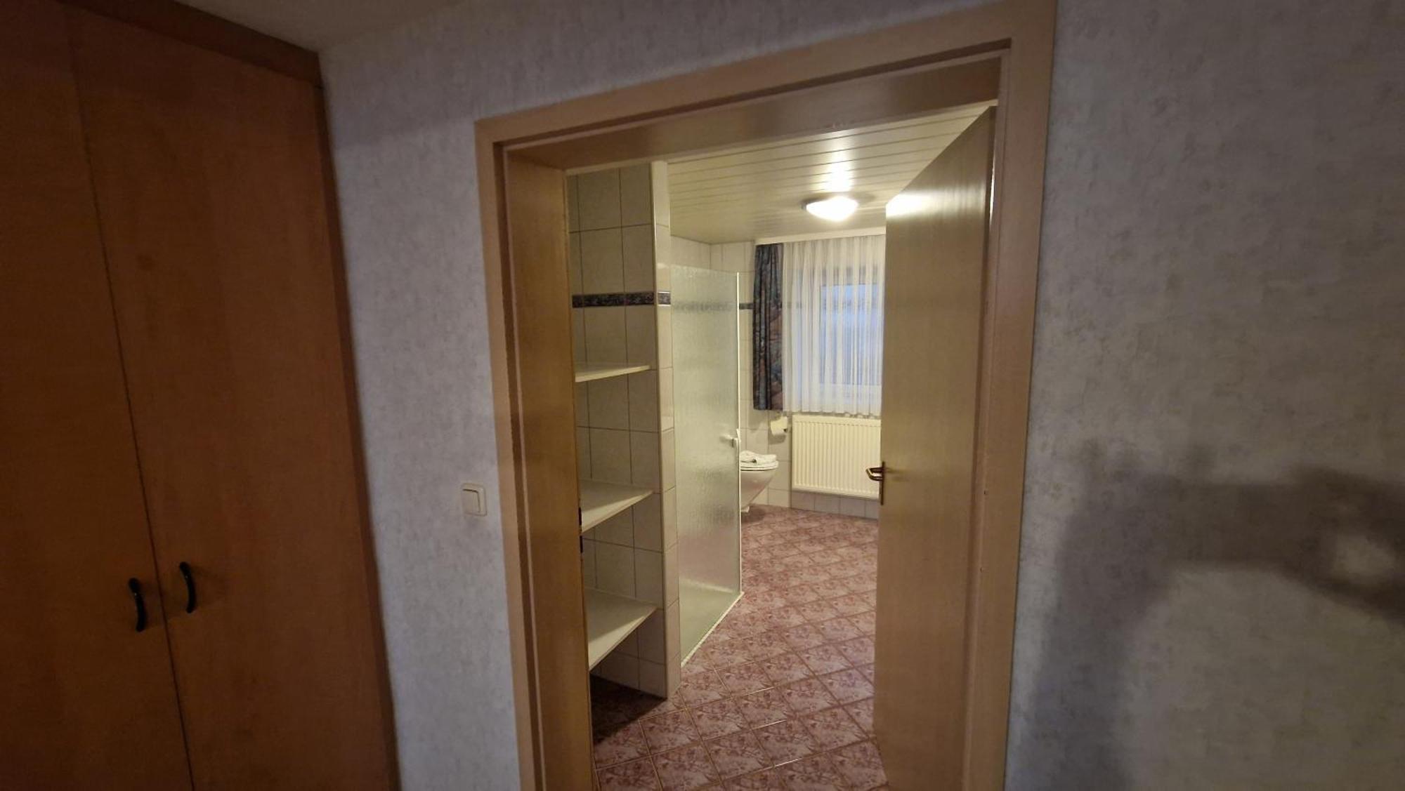 Schwarzer Adler - Hotel Garni Ipsheim Habitación foto