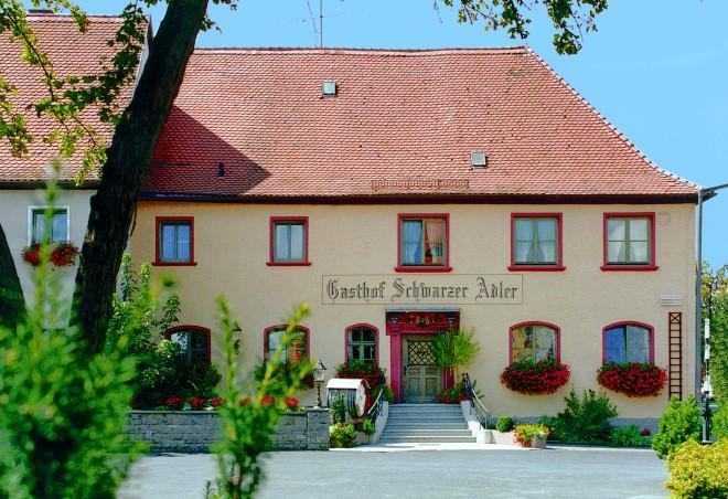 Schwarzer Adler - Hotel Garni Ipsheim Exterior foto